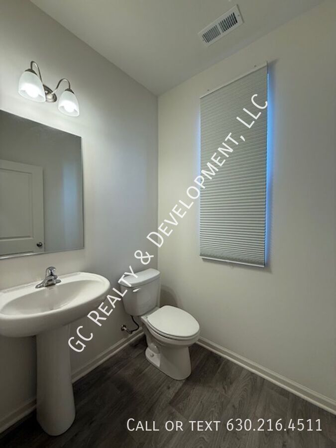 *** NEWER CONSTRUCTION / 4 BDRM - 2.5 BTH / FENCED YARD / IN UNIT LAUNDRY / SOLAR PANELS & TESLA CHARGER *** property image