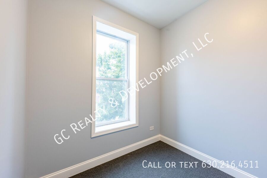 *** 1/2 MO RENT FREE / SPACIOUS 4 BDRM - 2 BATH / NEWLY REMODELED / WIFI INCLUDED *** property image