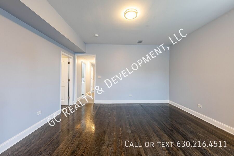 *** 1/2 MO RENT FREE / SPACIOUS 3 BDRM / NEWLY REMODELED / FREE WIFI INCLUDED / PARKING INCL *** property image