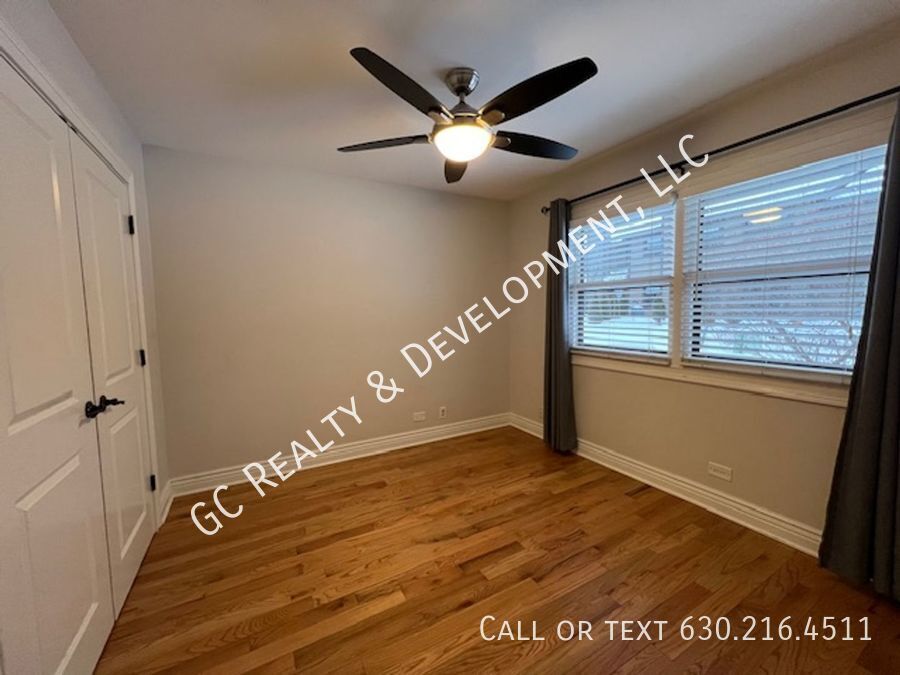 *** GREAT WESTMONT LOCATION / 3 BDRM / 2.5 BTH / SS APPL / ATTACHED GARAGE *** property image