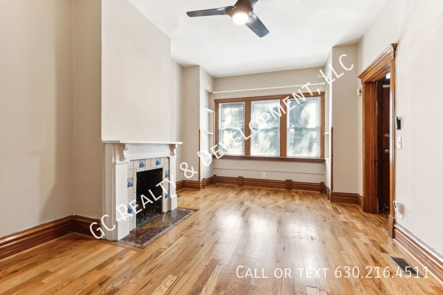 *** ​WRIGLEYVILLE LOCATION / FULLY UPDATED / 3 BDRM / APPL INCL / CENTRAL AIR *** property image
