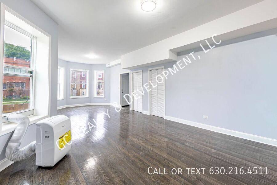 *** 1 MONTH RENT FREE / SPACIOUS 4 BDRM - 2 BATH / NEWLY REMODELED / WIFI INCLUDED *** property image