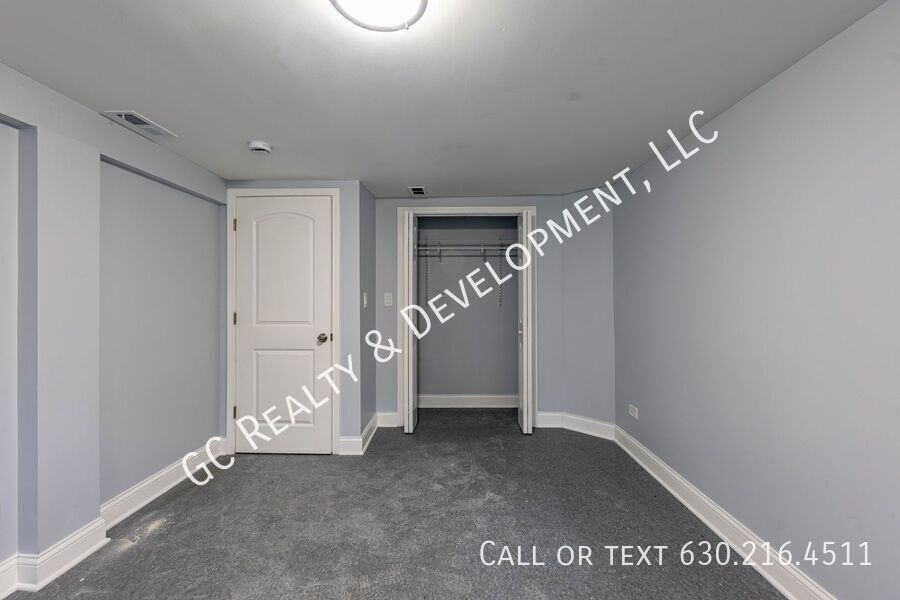 *** 1 MONTH RENT FREE /  SPACIOUS 3 BDRM - 2 BATH / NEWLY REMODELED / FREE WIFI INCLUEDED  *** property image