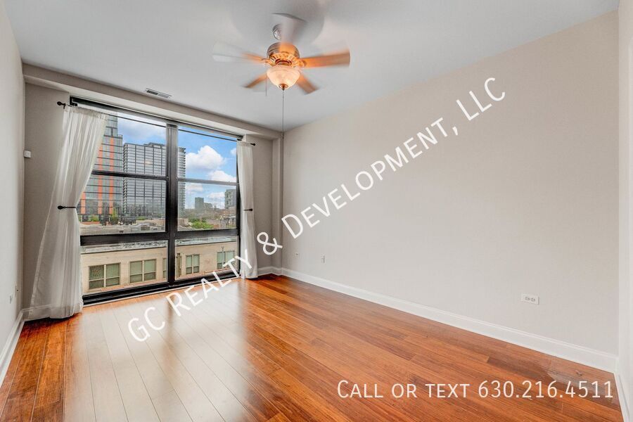 *** PET FRIENDLY / PARKING / BALCONY / LAUNDRY IN UNIT / CORNER UNIT / INTERNET INCL / HUGE CLOSETS *** property image