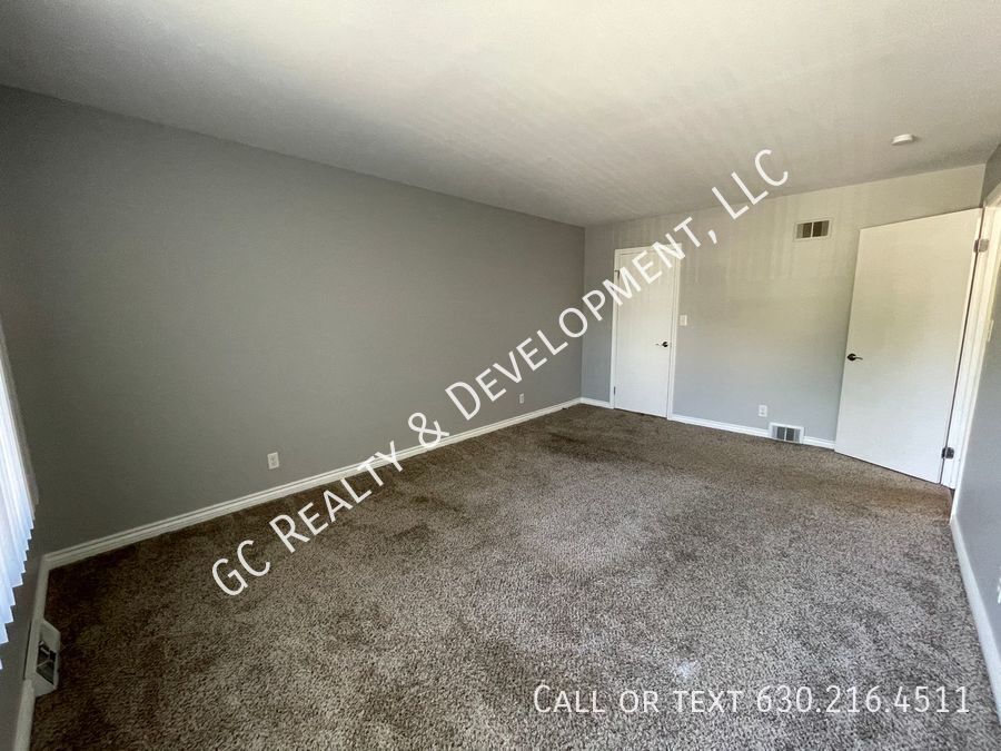 *** MOVE IN SPECIAL / HEAT INCLUDED / 2 BDRMS / W&D IN BUILDING / PETS ALLOWED / LOTS OF CLOSET SPACE*** property image