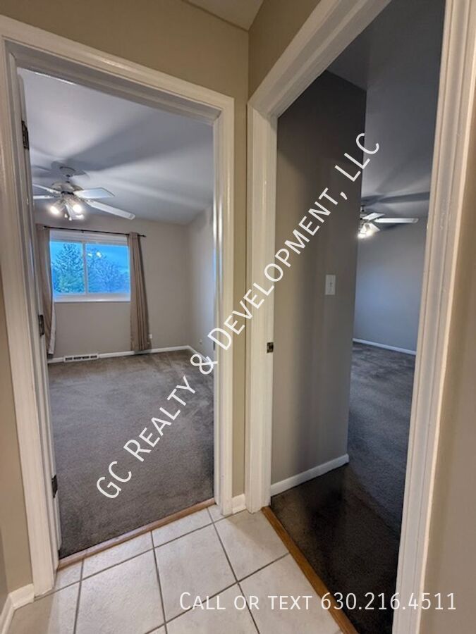 ***DOWNTOWN ROSELLE / 4 BDRM – 3 BATH / 2,700+ SQFT / 2-CAR ATTACHED GARAGE / PET-FRIENDLY*** property image