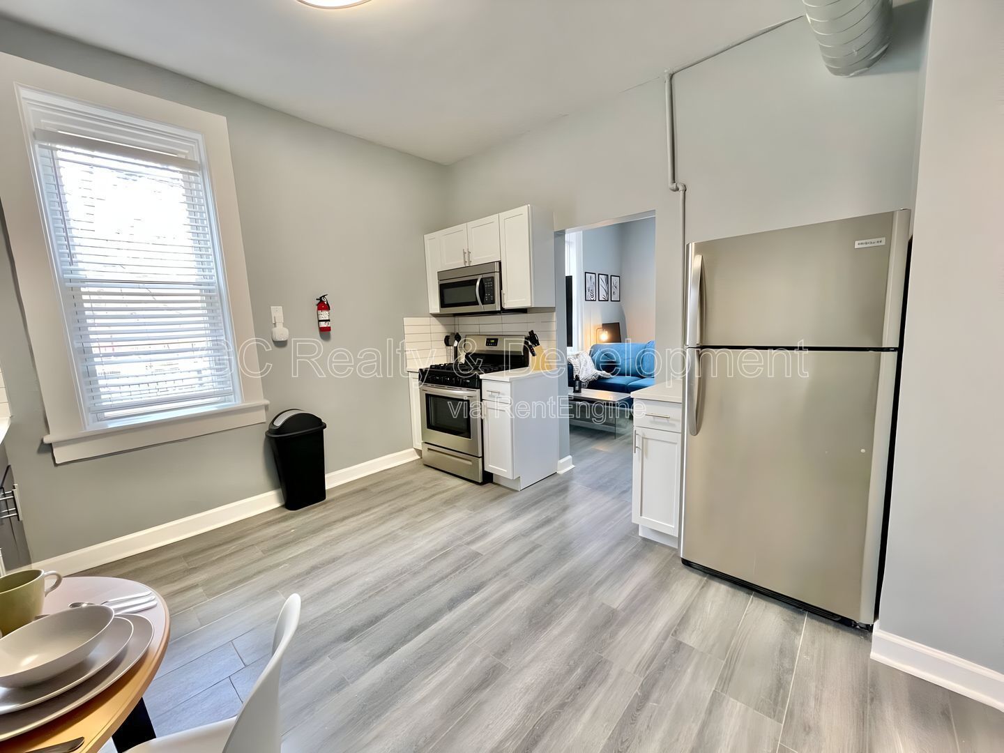 *** 1 MONTH FREE / PET FRIENDLY / FREE LAUNDRY ON SITE / CENTRAL AC / WIFI INCLUDED / WALK TO TRAIN *** property image