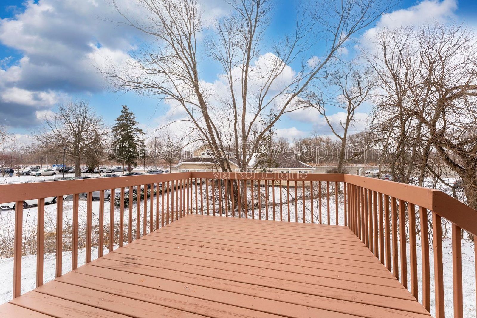 *** END UNIT / 1700+ SQFT / 3 BDRM - 3.5 BTH / FIN BASEMENT / ATTACHED 2 CAR GARAGE *** property image