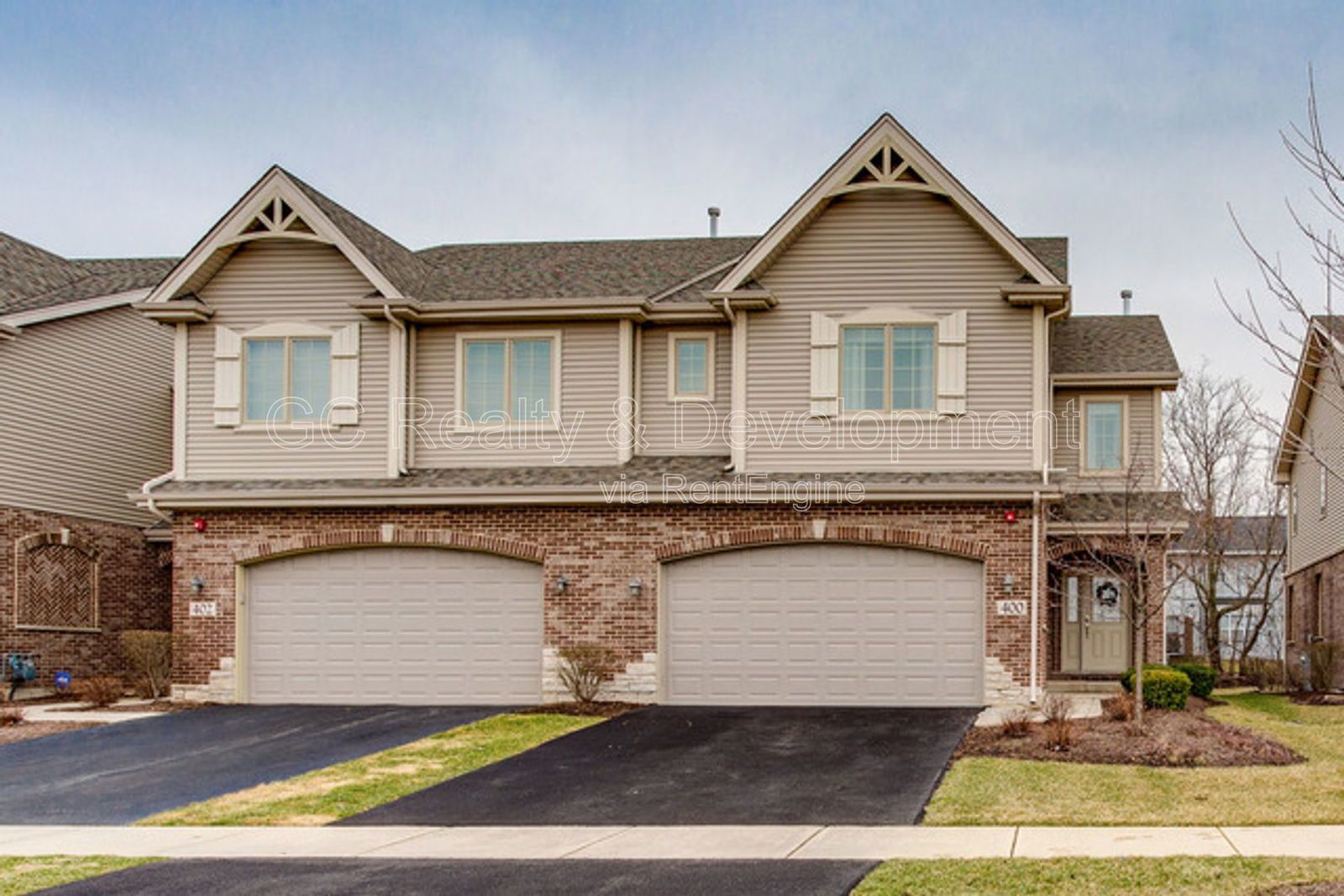 ** NEWER CONSTRUCTION / 3 BDRM - 4 BTH / 2300+ SQFT / FINISHED BSMT / SCHOOL DISTRICT 108 *** property image