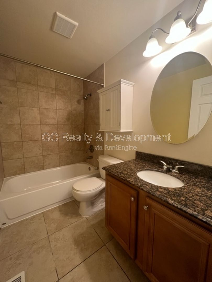 *** COMING SOON 2/15/26 / DISTRICT 54 / WEATHERSFIELD COMMONS / 2 BDRM / SS APPL INCL / ATTACHED GARAGE *** property image