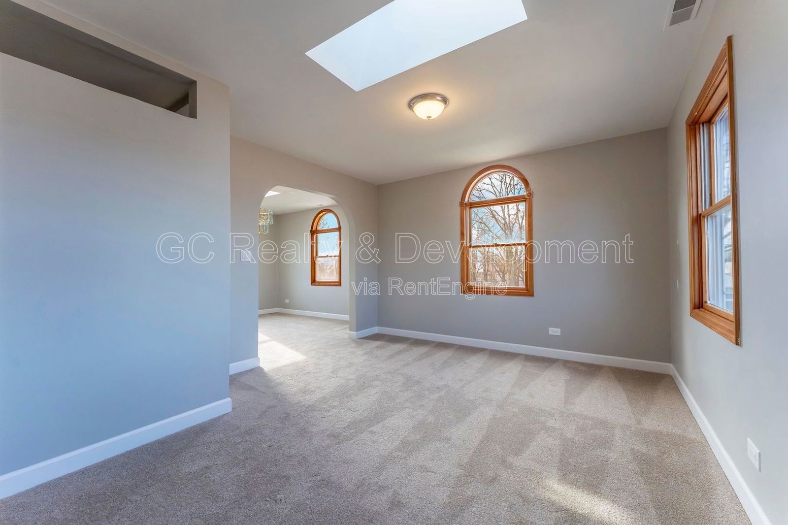 *** COMPLETE RENOVATION / 4 BDRM - 2 BTH / FENCED YARD / BASEMENT / DETACHED GARAGE *** property image