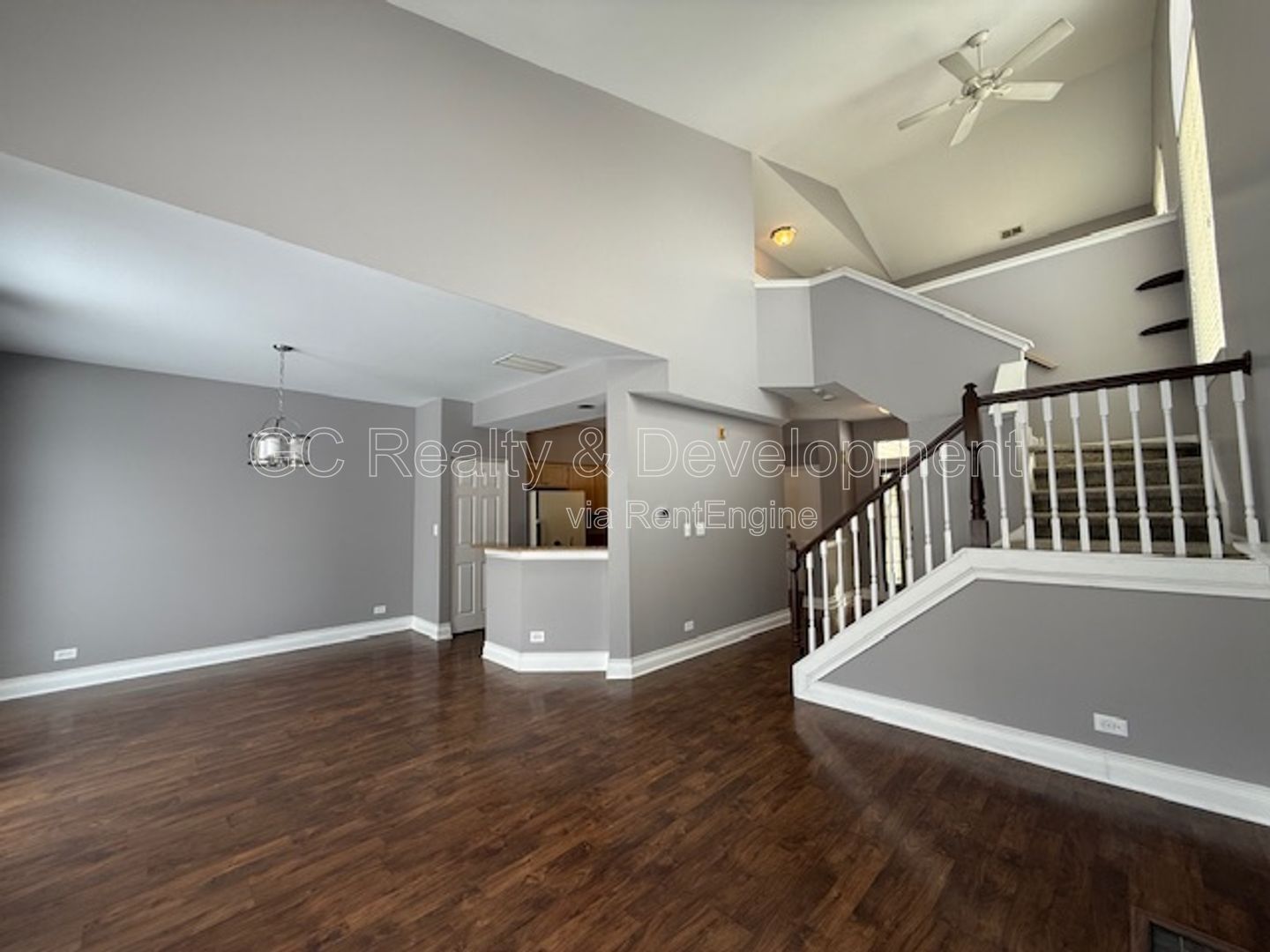 *** 2 BDRM - 2 BTH / IN UNIT LAUNDRY / ATTACHED GARAGE / QUICK ACCESS TO SHOPPING *** property image