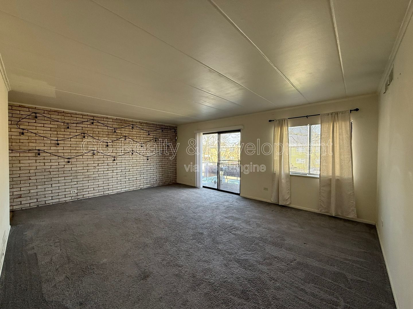 *** W&D ON SITE / CAT FRIENDLY / CENTRAL AC / COMMUTER FRIENDLY *** property image