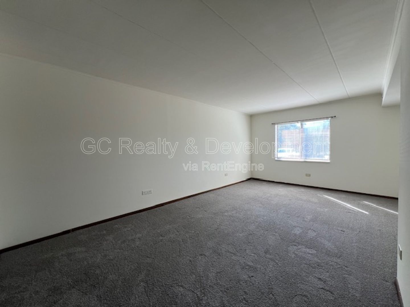 *** W&D ON SITE / CAT FRIENDLY / CENTRAL AC / COMMUTER FRIENDLY *** property image