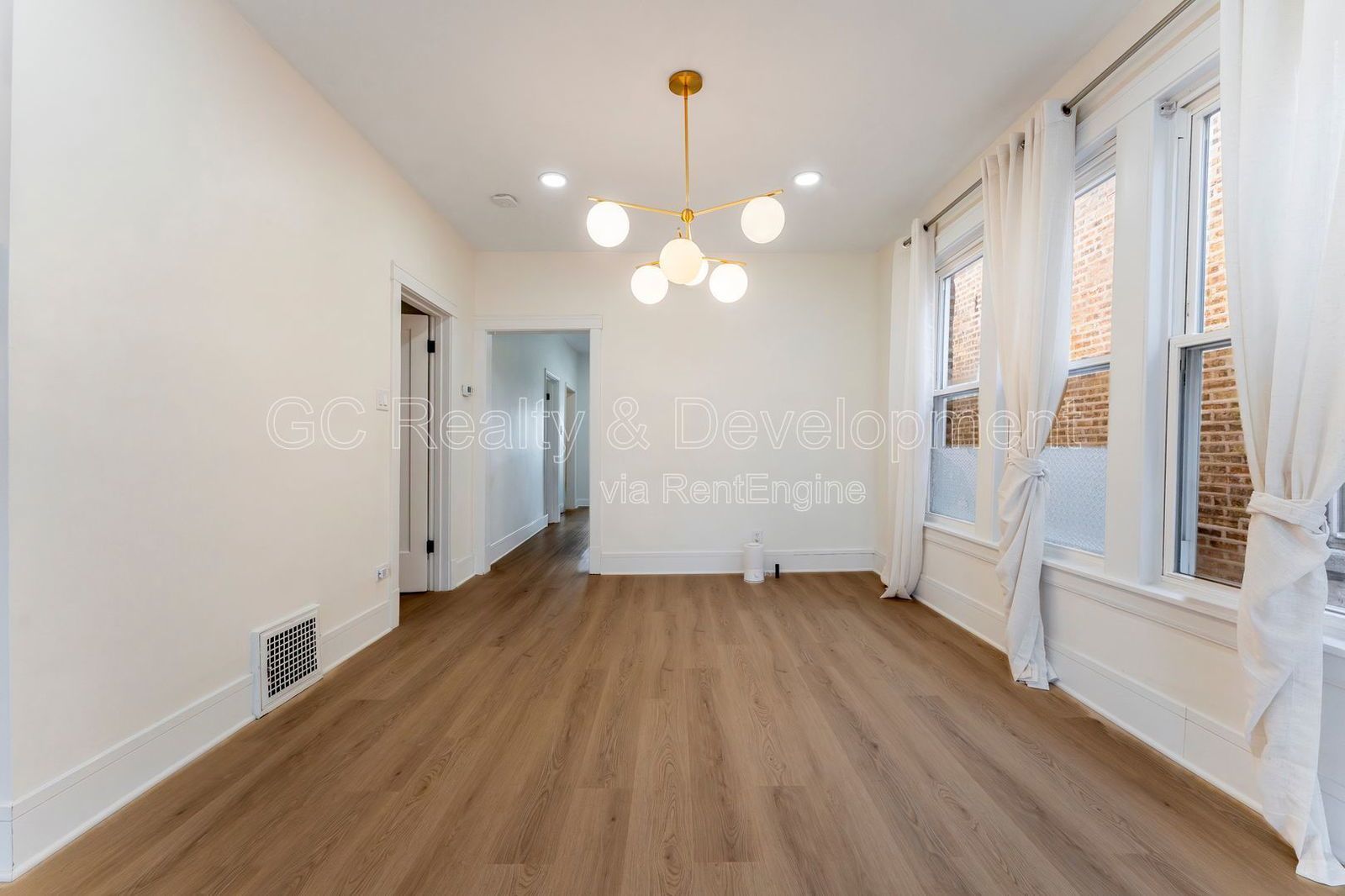 *** RECENTLY UPDATED / 2 BDRM + DEN / FREE LAUNDRY ON SITE / SHARED GARAGE PARKING *** property image