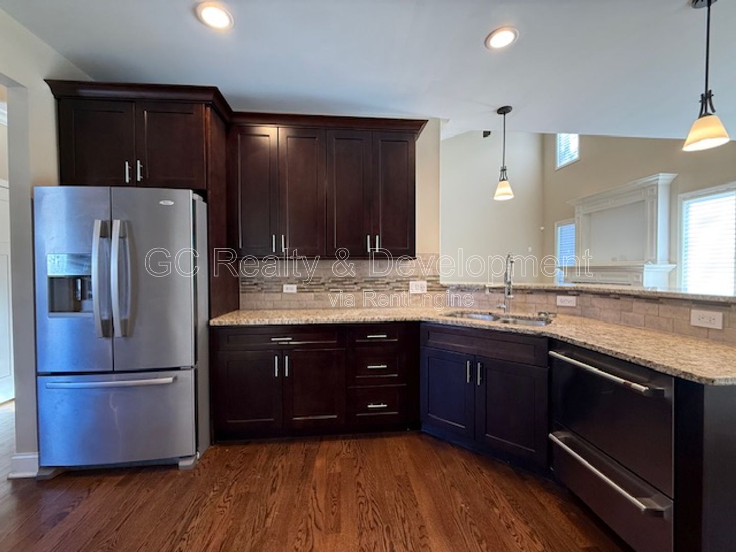 ** NEWER CONSTRUCTION / 3 BDRM - 4 BTH / 2300+ SQFT / FINISHED BSMT / SCHOOL DISTRICT 108 *** property image