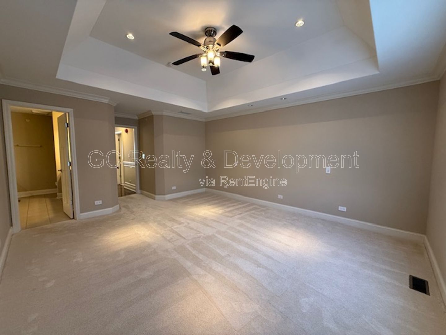 ** NEWER CONSTRUCTION / 3 BDRM - 4 BTH / 2300+ SQFT / FINISHED BSMT / SCHOOL DISTRICT 108 *** property image