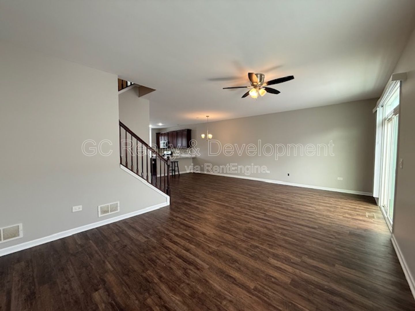 *** 3 BDRM - 2.5 BTH / NEWER CONSTRUCTION / WALK TO LAKE / GARAGE PARKING / 2000+ SQFT *** property image