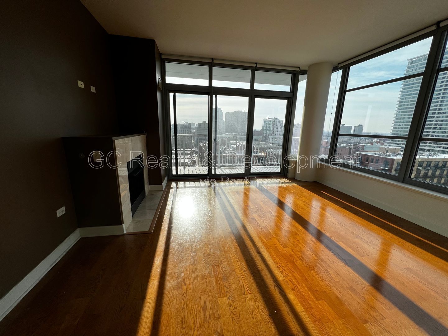 *** COMING SOON 4/15/26! / STUNNING CORNER UNIT / 2 BR / 2 BTH / INDOOR PARKING AVAIL / FULL AMENITY BLDG / GREAT LOCATION *** property image