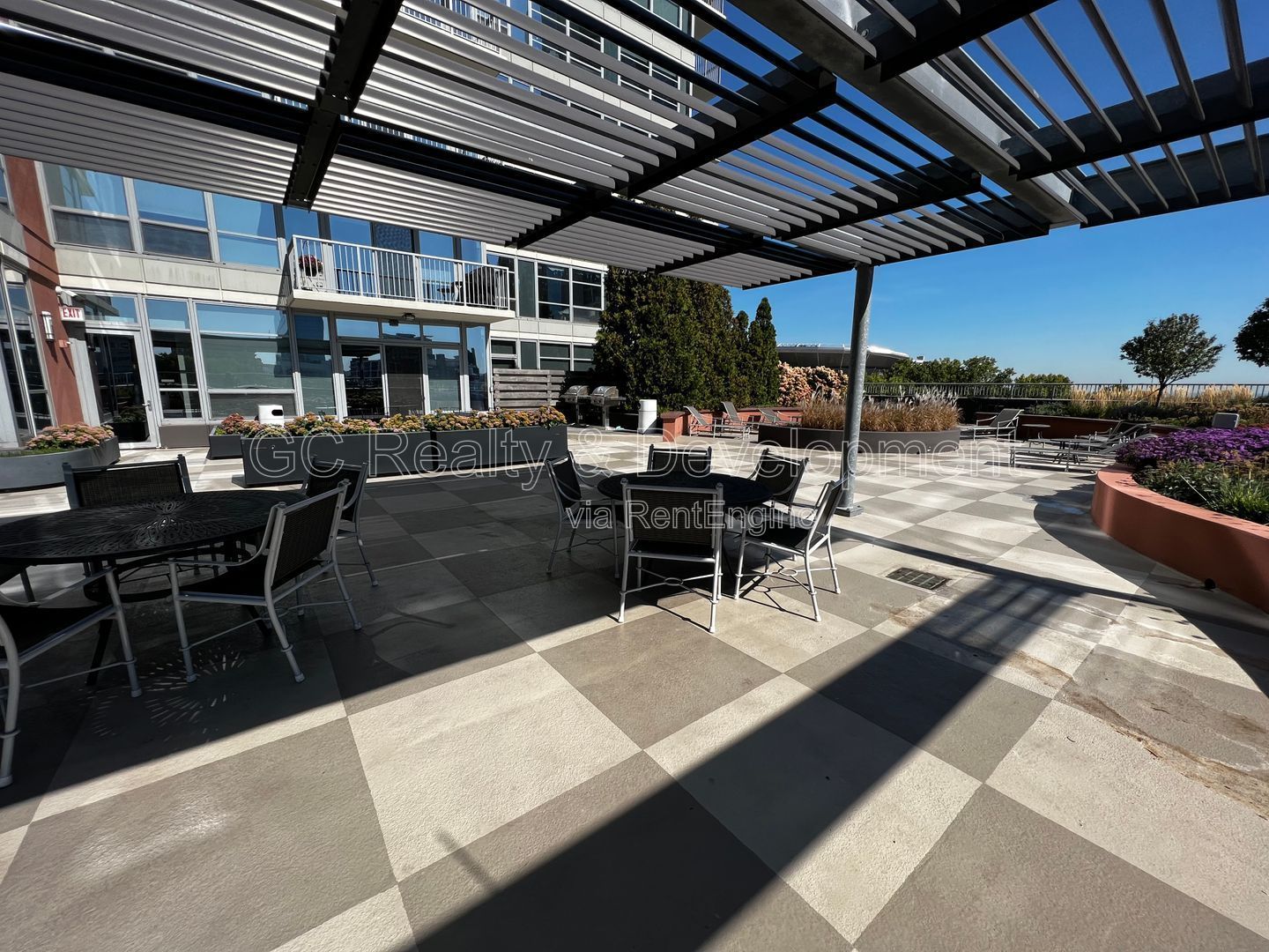 *** COMING SOON 4/15/26! / STUNNING CORNER UNIT / 2 BR / 2 BTH / INDOOR PARKING AVAIL / FULL AMENITY BLDG / GREAT LOCATION *** property image