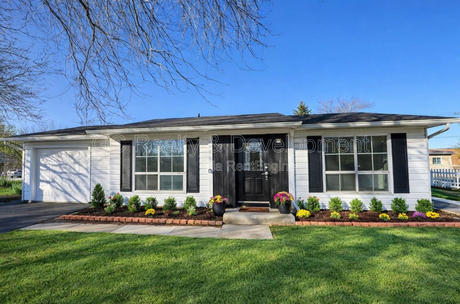 *** LIMITED-TIME MOVE-IN SPECIAL – REST OF FEBRUARY FREE / 3BRM - 1 BTH RANCH W/ ATTACHED GARAGE *** property image