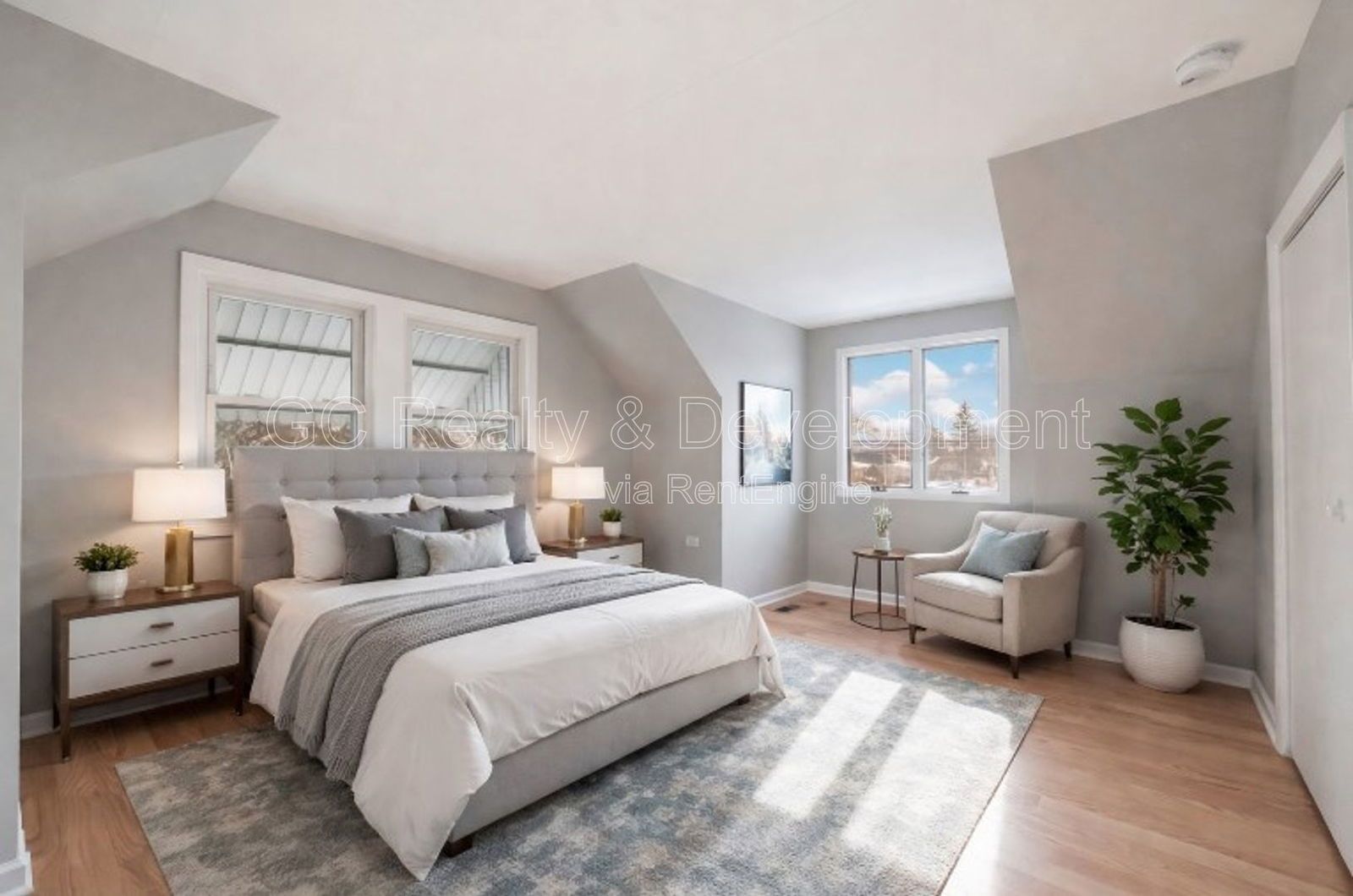 *** CORNER LOT SHOWSTOPPER / RENOVATED 5BR-3.5BTH / FINISHED BASEMENT / DETACHED 2-CAR GARAGE *** property image