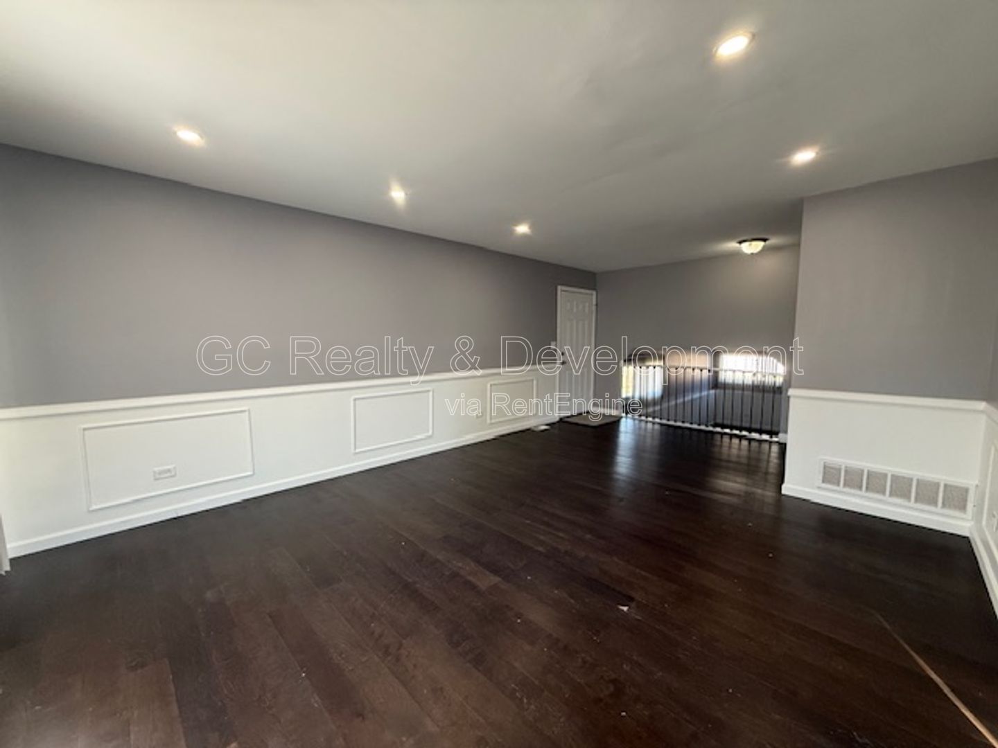 *** 3 BDRM - 2 BTH / FULLY UPDATED / PARTIALLY FIN BASEMENT / CENTRAL AC / SHOPPING NEARBY *** property image