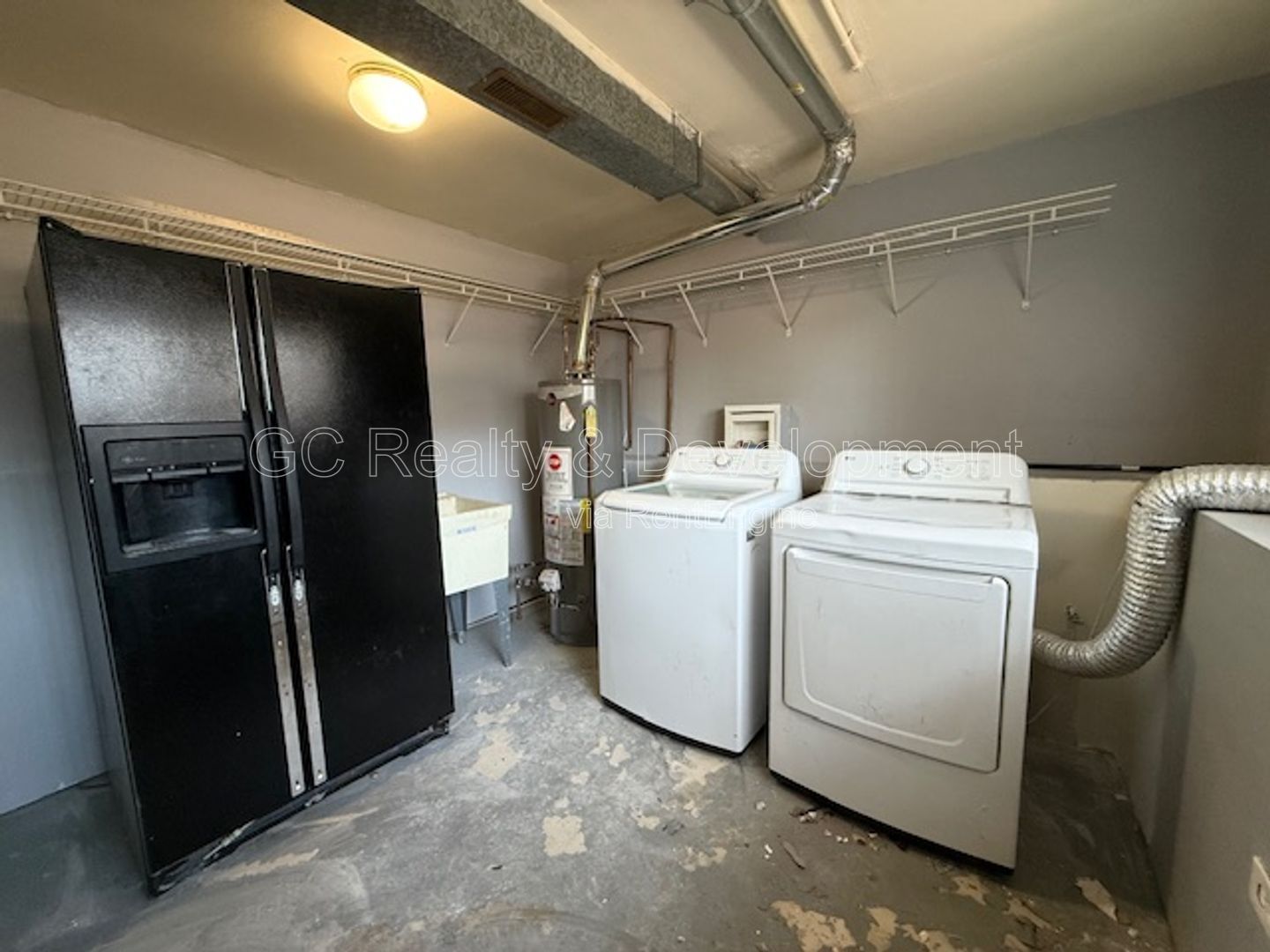 *** 3 BDRM - 2 BTH / FULLY UPDATED / PARTIALLY FIN BASEMENT / CENTRAL AC / SHOPPING NEARBY *** property image