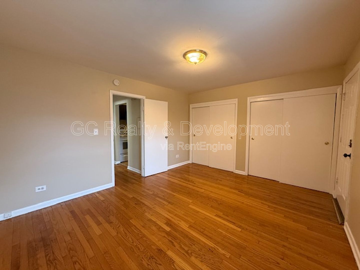 *** 1 BDRM - 1 BTH / KITCHEN APPL INC / PET FRIENDLY / 1 PARKING SPOT / ONLY PAY ELECTRIC *** property image