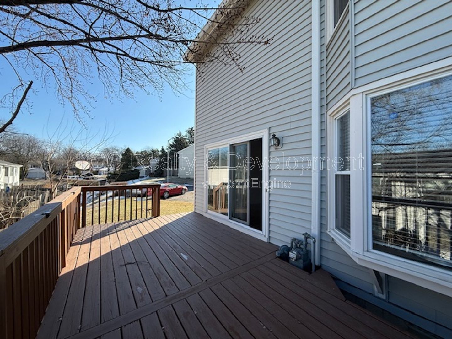 *** 2 BDRM - 2.5 BTH / LRG WALK IN CLOSET / ATTACHED GARAGE / SS APPL / IN UNIT LAUNDRY *** property image