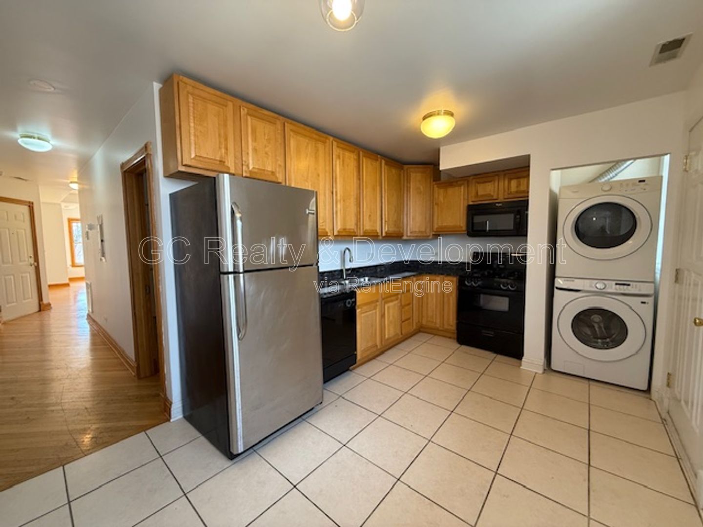 *** RECENTLY UPDATED / SS APPL / PET FRIENDLY / STORAGE UNIT / IN UNIT LAUNDRY *** property image