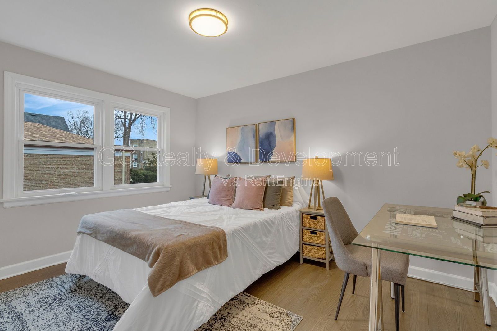 *** WEST RIDGE / UPDATED THROUGHOUT / FLAT RATE UTILITY FEE / FREE LAUNDRY ON SITE / PARKING INCL *** property image