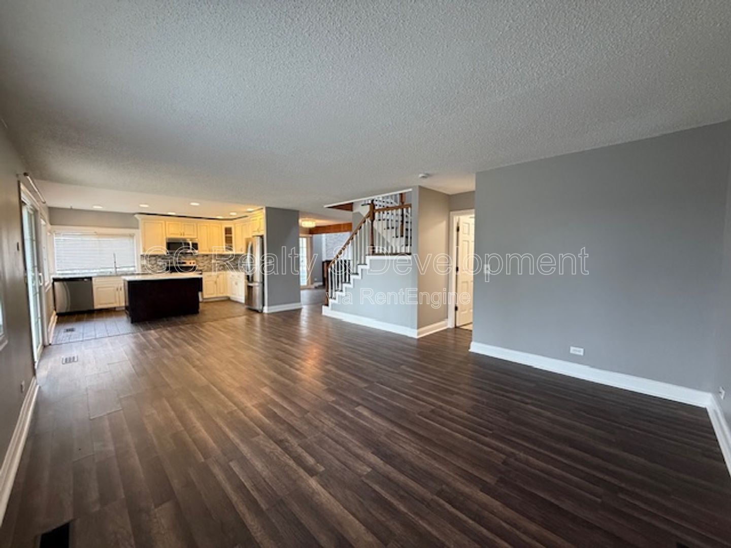 *** 4 BDRM - 2.5 BTH / RECENTLY UPDATED / LOFT LAYOUT / PET FRIENDLY / REAR PATIO W GAZEBO *** property image