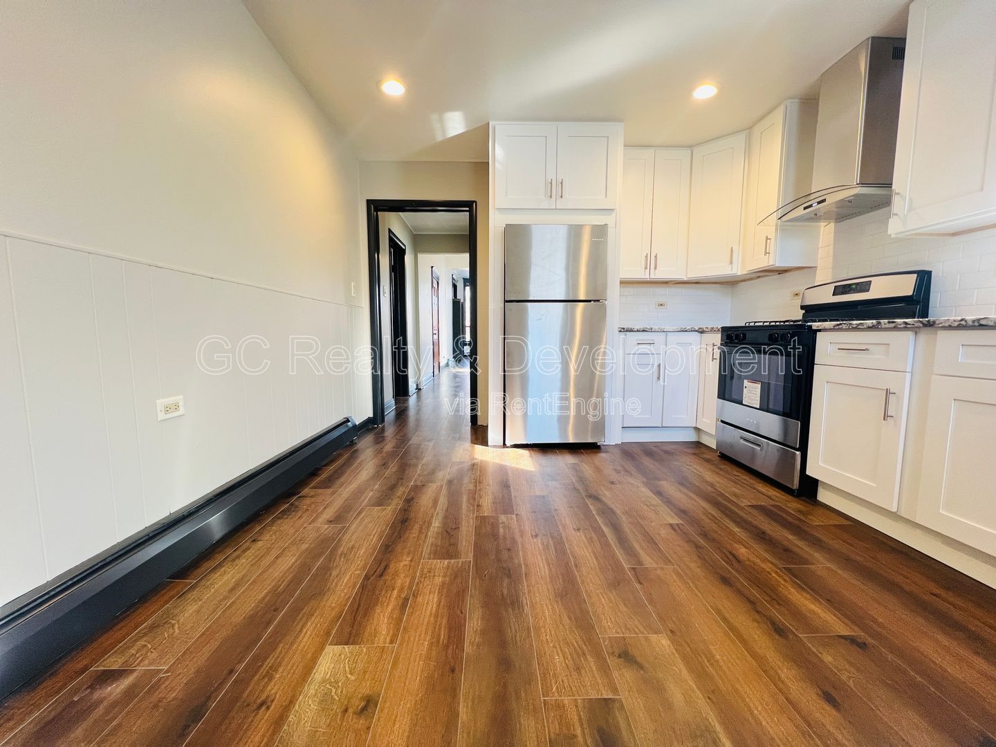 *** COMING SOON 4/15/26! / 2ND FLOOR UNIT / W&D ON SITE / OFFICE/DEN SPACE / PET FRIENDLY / COMMUTER FRIENDLY *** property image