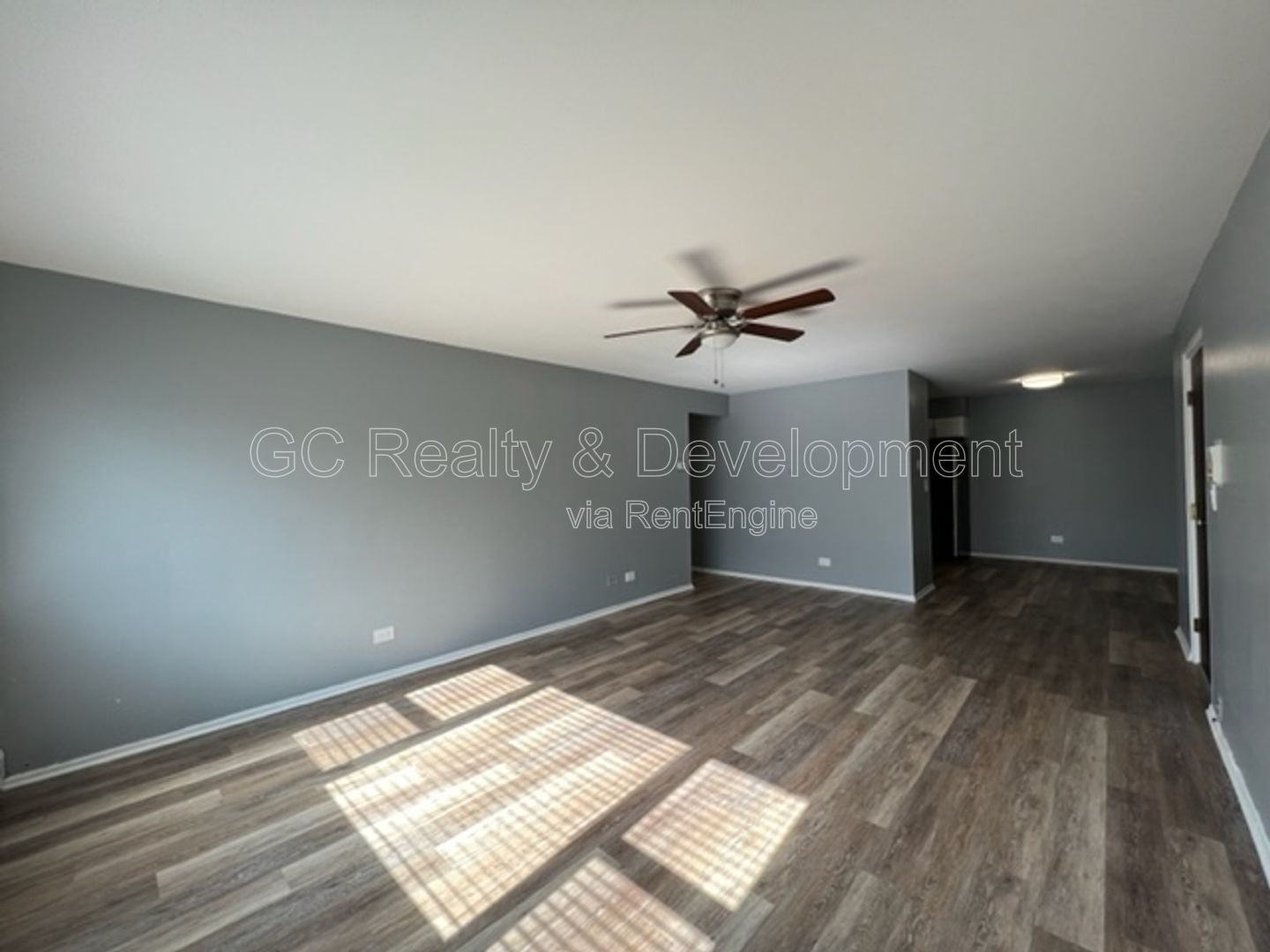 *** COMING SOON 4/15/26! / HEAT INCL / LARGE 1 BEDROOM / PAY ELECTRIC ONLY / LAUNDRY ON SITE *** property image