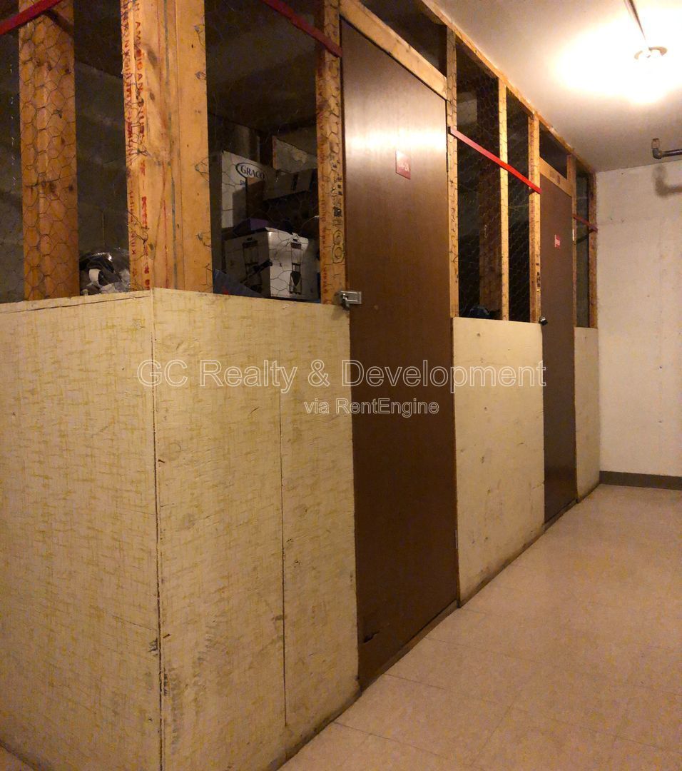 *** COMING SOON 4/15/26! / HEAT INCL / LARGE 1 BEDROOM / PAY ELECTRIC ONLY / LAUNDRY ON SITE *** property image