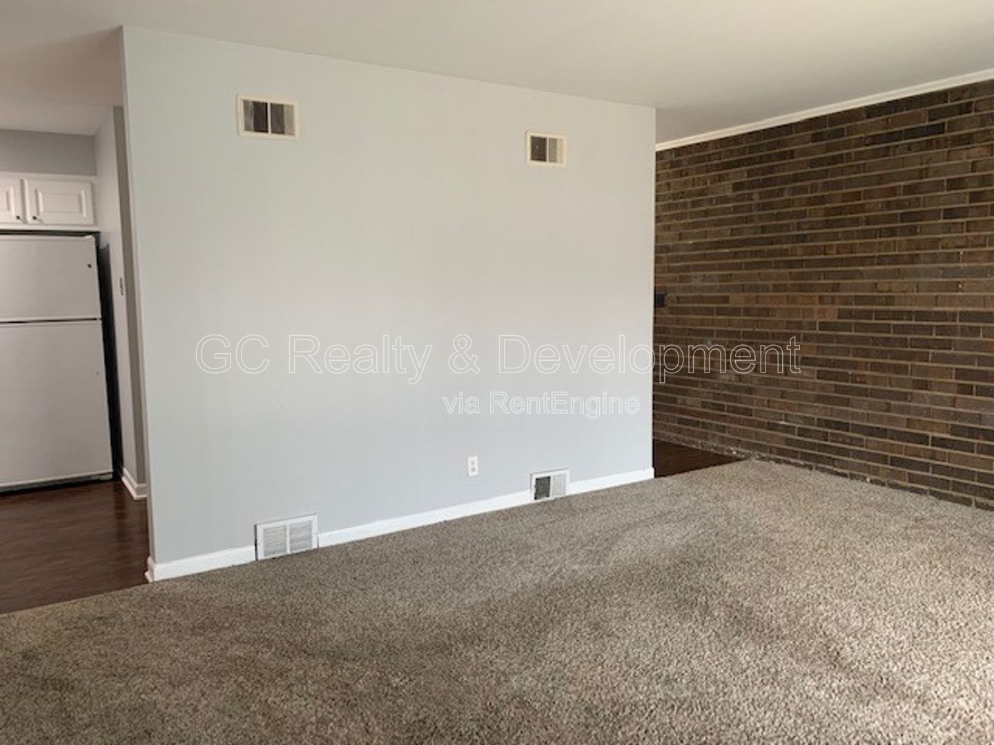 *** COMING SOON 4/15/26! / 1ST FLOOR / 2 BDRM / TENATN PAYS ELECTRIC ONLY / W&D ON SITE /  PET FRIENDLY / PARKING INCL *** property image