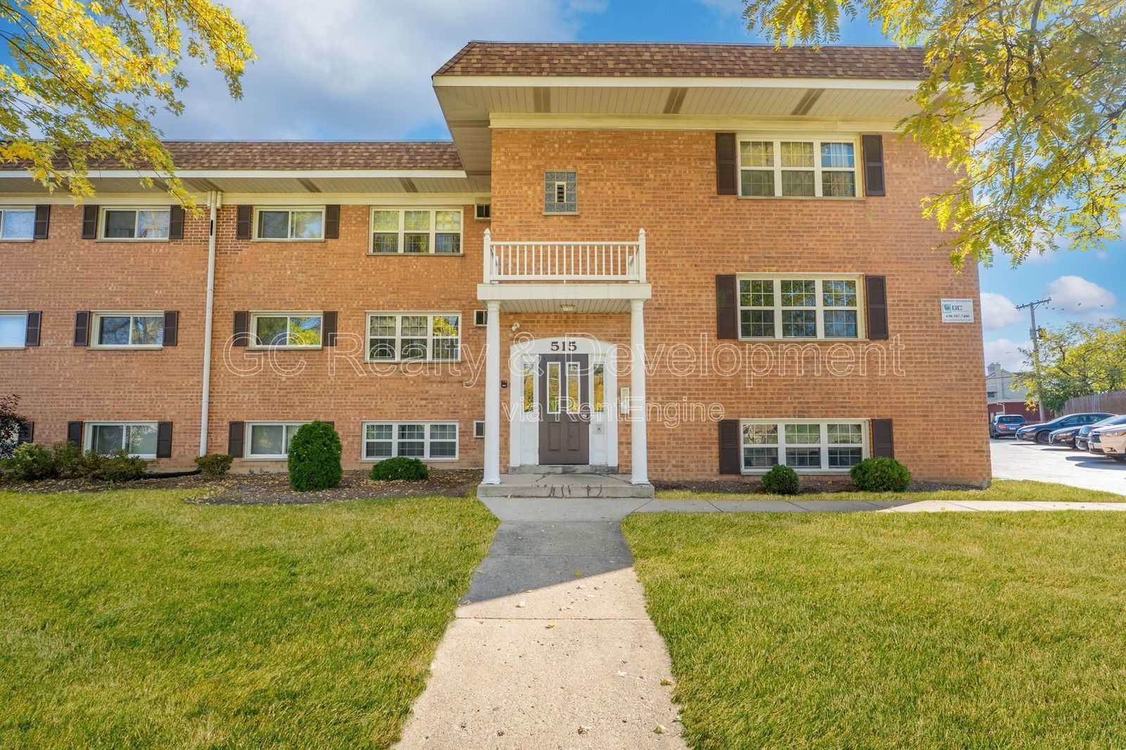 *** 2 BDRM / ASSIGNED PARKING / STORAGE UNIT / ONLY PAY ELECTRIC / ON SITE LAUNDRY *** property image