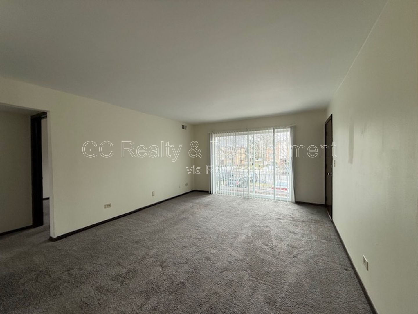 *** 2 BDRM / 2 PARKING SPOTS / STORAGE UNIT / CENTRAL AC / ONLY PAY ELECTRIC *** property image