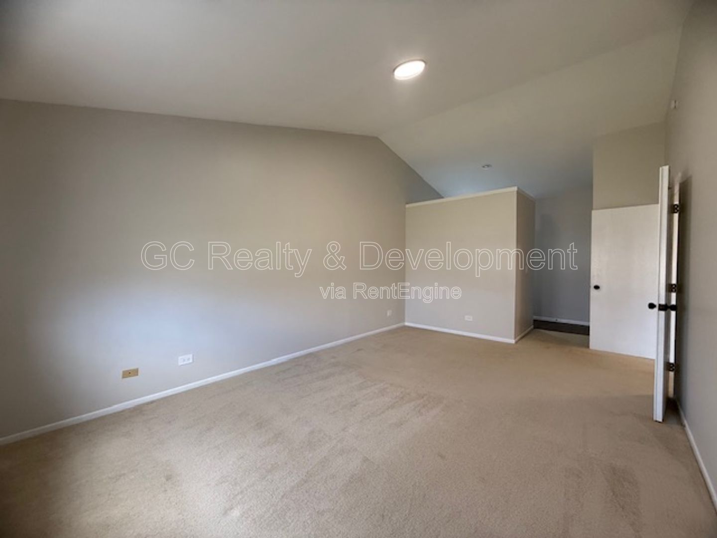 *** PRIME LOCATION / RECENTLY UPDATED / 2 BDRM - 2 BTH / PRIVATE BALCONY / ATTACHED GARAGE *** property image
