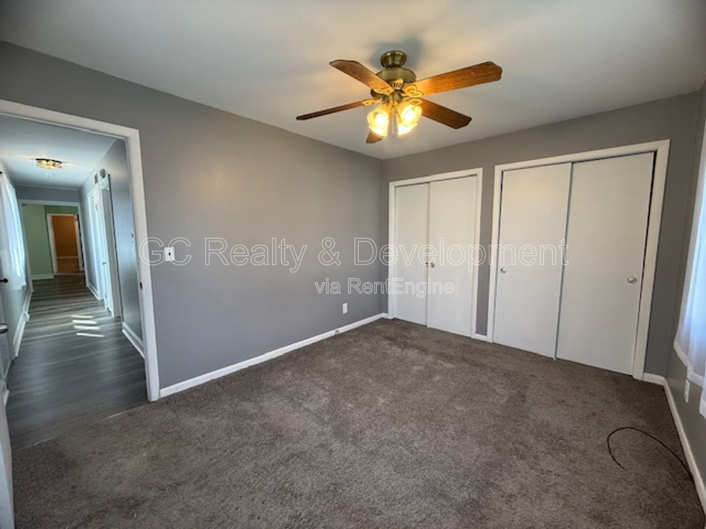 *** RECENTLY UPDATED / 3 BDRM / PET FRIENDLY / FENCED YARD / DETACHED GARAGE / CENTRAL AC *** property image