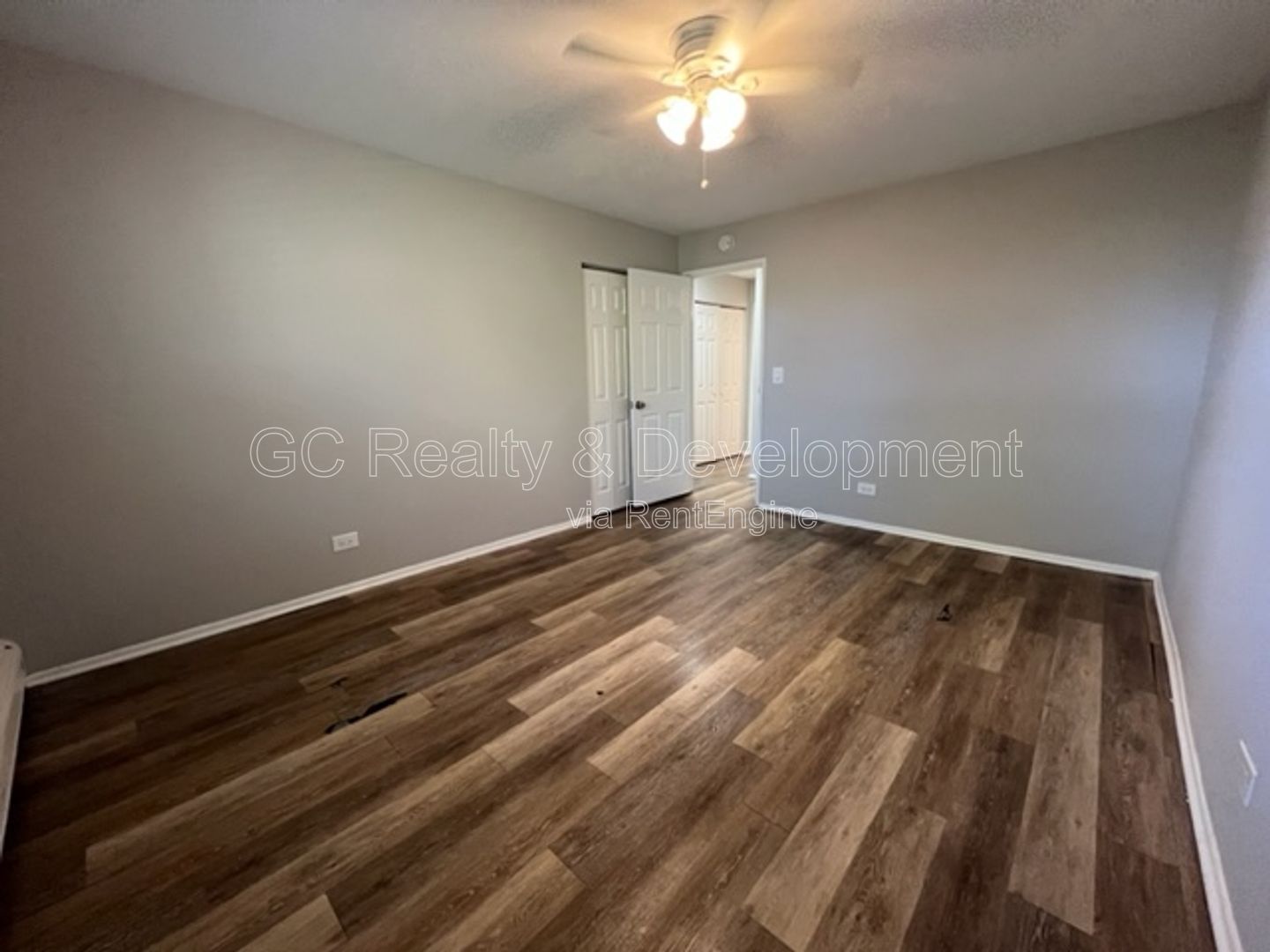 *** COMING SOON 5/15/26! / LARGE UPDATED 2 BEDROOM / TENANT PAY ELECTRIC ONLY / LAUNDRY ON SITE *** property image