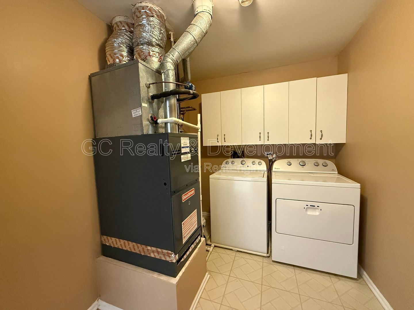 *** COMING SOON 5/15/26! / 2 BDRM - 2 BTH / DEN / SS APPL / PRIVATE REAR DECK / ATTACHED GARAGE SPACE *** property image