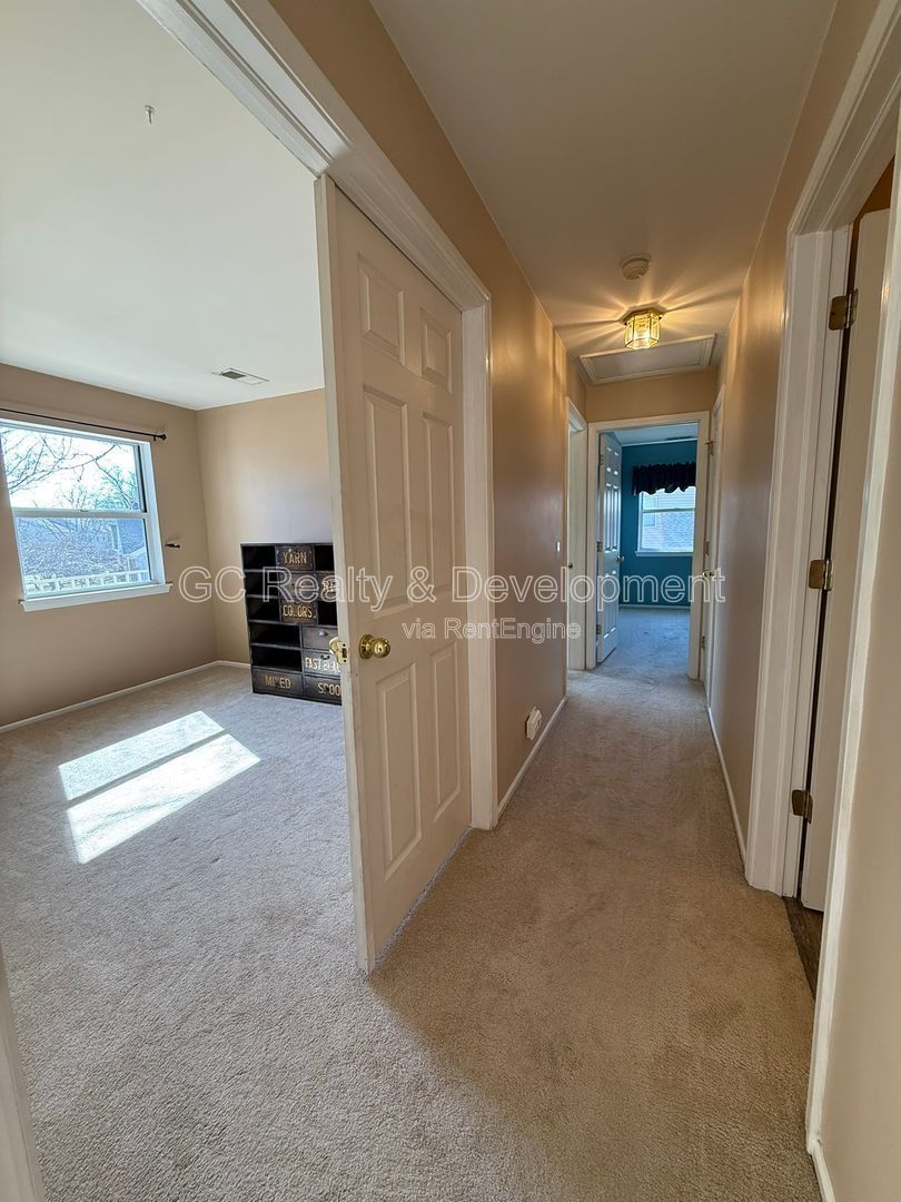 *** COMING SOON 5/15/26! / 2 BDRM - 2 BTH / DEN / SS APPL / PRIVATE REAR DECK / ATTACHED GARAGE SPACE *** property image