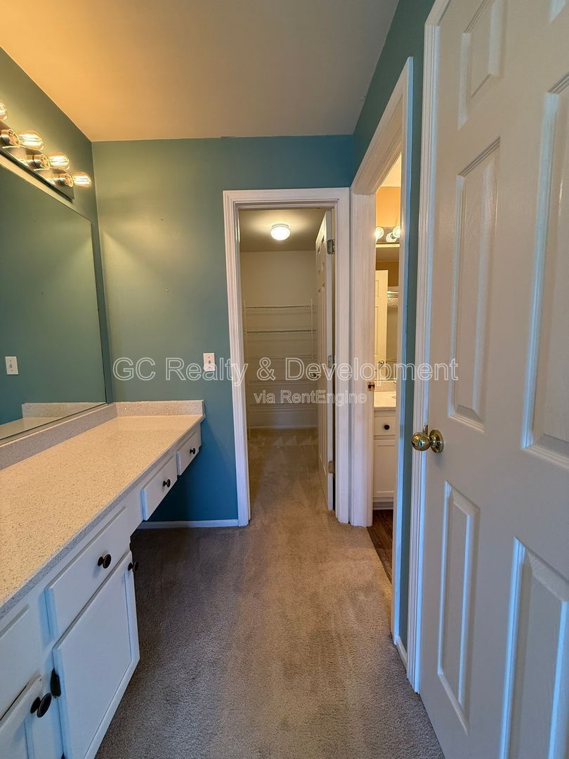 *** COMING SOON 5/15/26! / 2 BDRM - 2 BTH / DEN / SS APPL / PRIVATE REAR DECK / ATTACHED GARAGE SPACE *** property image