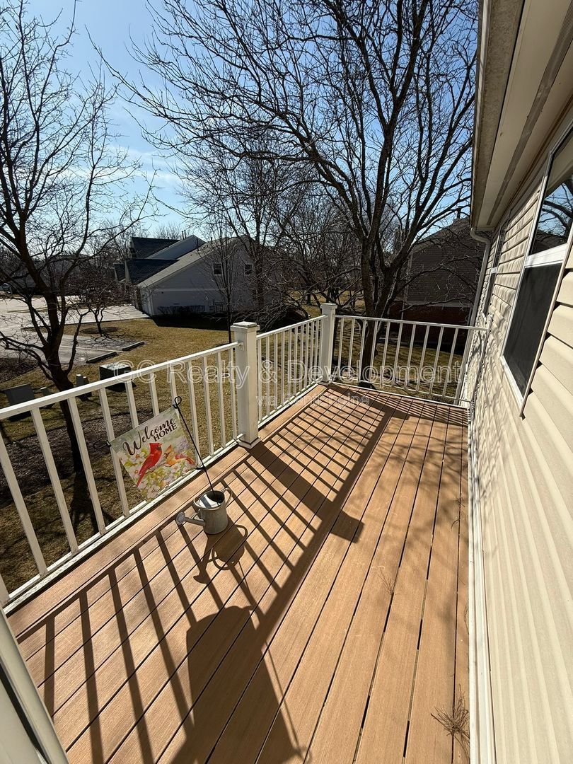 *** COMING SOON 5/15/26! / 2 BDRM - 2 BTH / DEN / SS APPL / PRIVATE REAR DECK / ATTACHED GARAGE SPACE *** property image