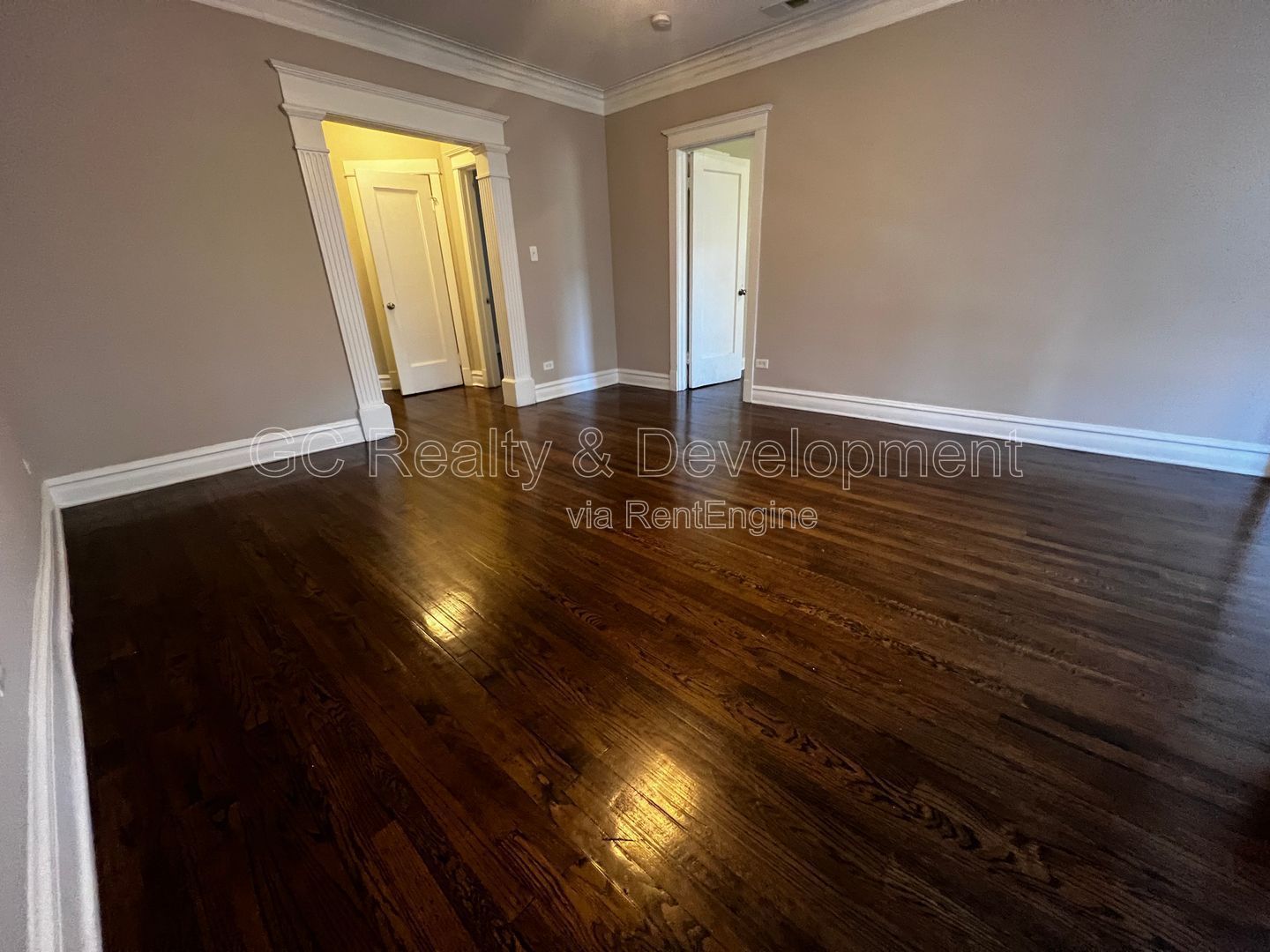 *** 3 BDRM - 1 BTH / W&D HOOKUP IN UNIT / KITCHEN APPLIANCES INCL / 1 PARKING SPACE *** property image