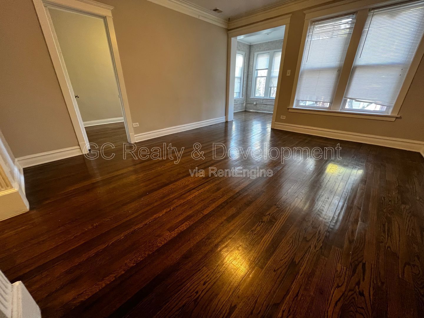 *** 3 BDRM - 1 BTH / W&D HOOKUP IN UNIT / KITCHEN APPLIANCES INCL / 1 PARKING SPACE *** property image