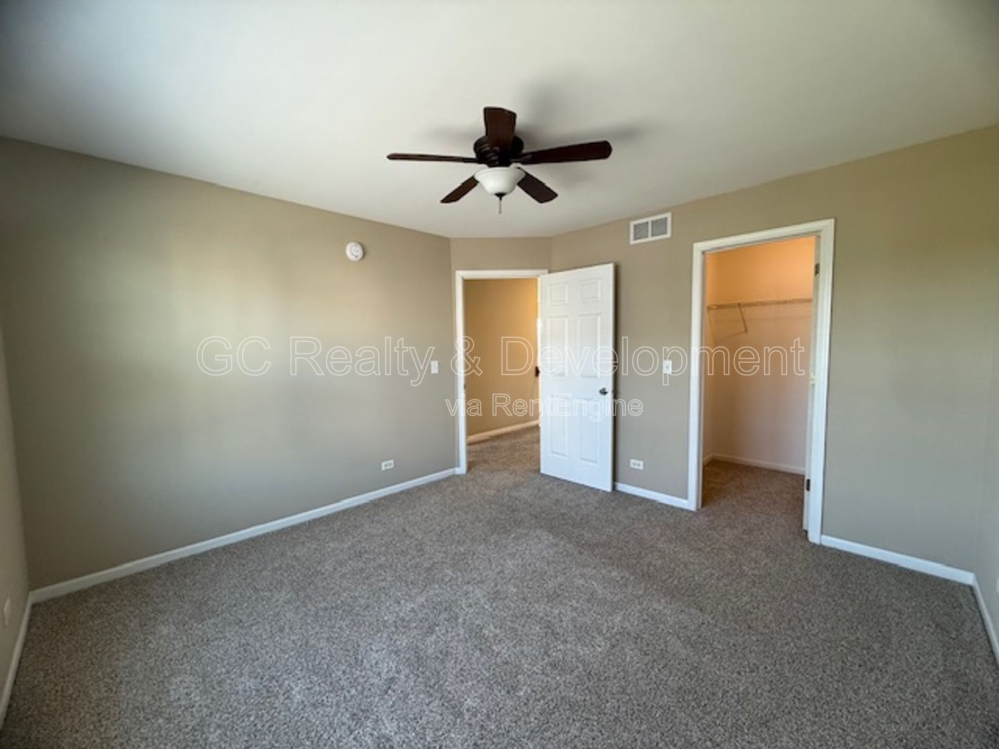 *** 3 BDRM - 2.5 BTH / PET FRIENDLY / RECENTLY UPDATED / ATTACHED GARAGE *** property image