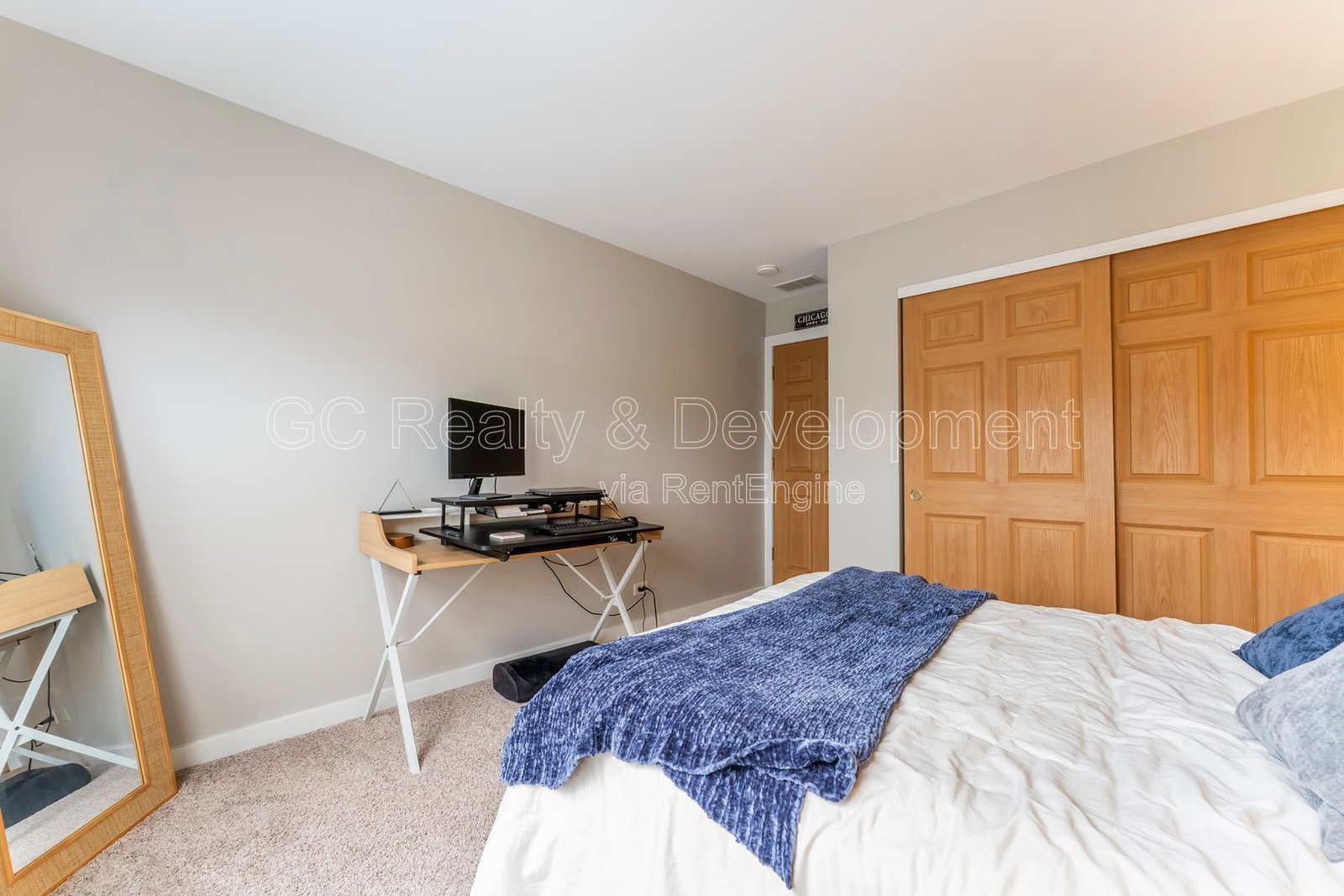*** 2 BDRM - 2 BTH / PET FRIENDLY / AVAIL 5/8 / ATTACHED GARAGE / IN UNIT LAUNDRY / CENTRAL AC *** property image